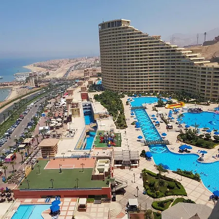 Penthouse In Porto Pyramids Elsokhna \